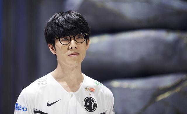 LPL冒泡赛名额仅剩1席：WBG锁定资格 JD Gaming ／ FunPlus Phoenix ／AL三队争一！